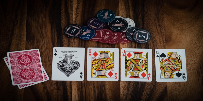 Giới thiệu một vài nét về Poker WW8 Poker